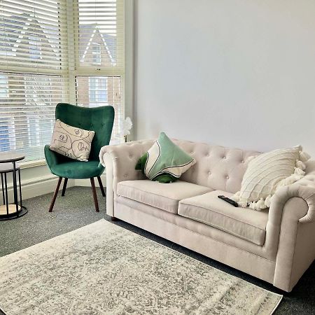 Stunning Flat Close To Beach Swansea Ngoại thất bức ảnh