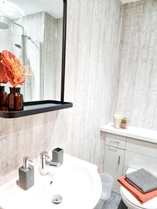 Stunning Flat Close To Beach Swansea Ngoại thất bức ảnh