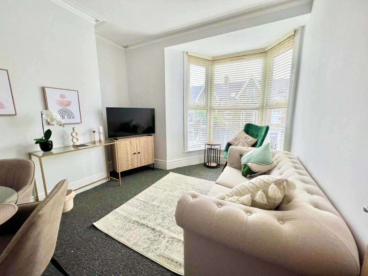 Stunning Flat Close To Beach Swansea Ngoại thất bức ảnh